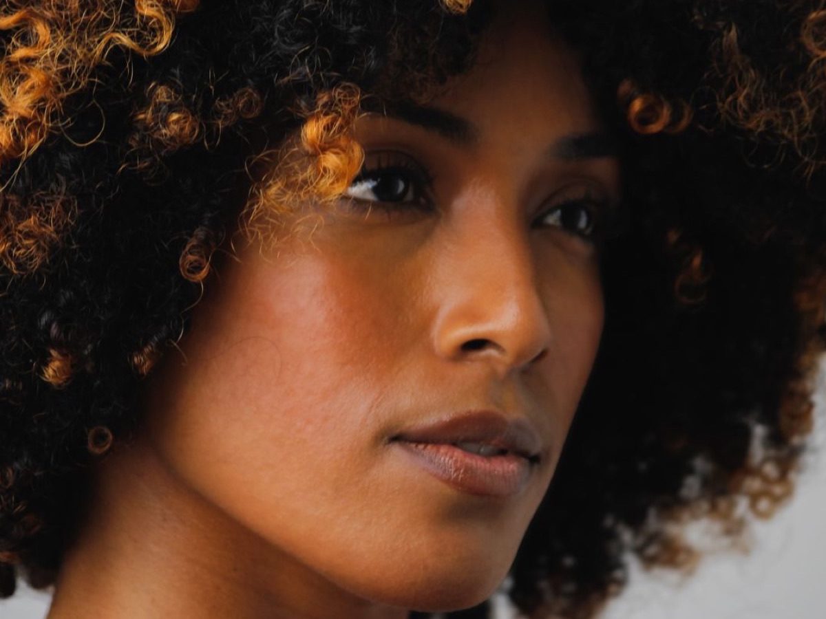 Avis Camille Rose pour cheveux crépus : hydratation et