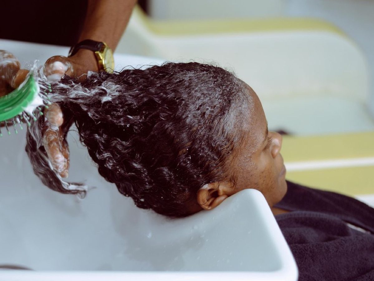 PRP pour les cheveux : informations, efficacité et précautions