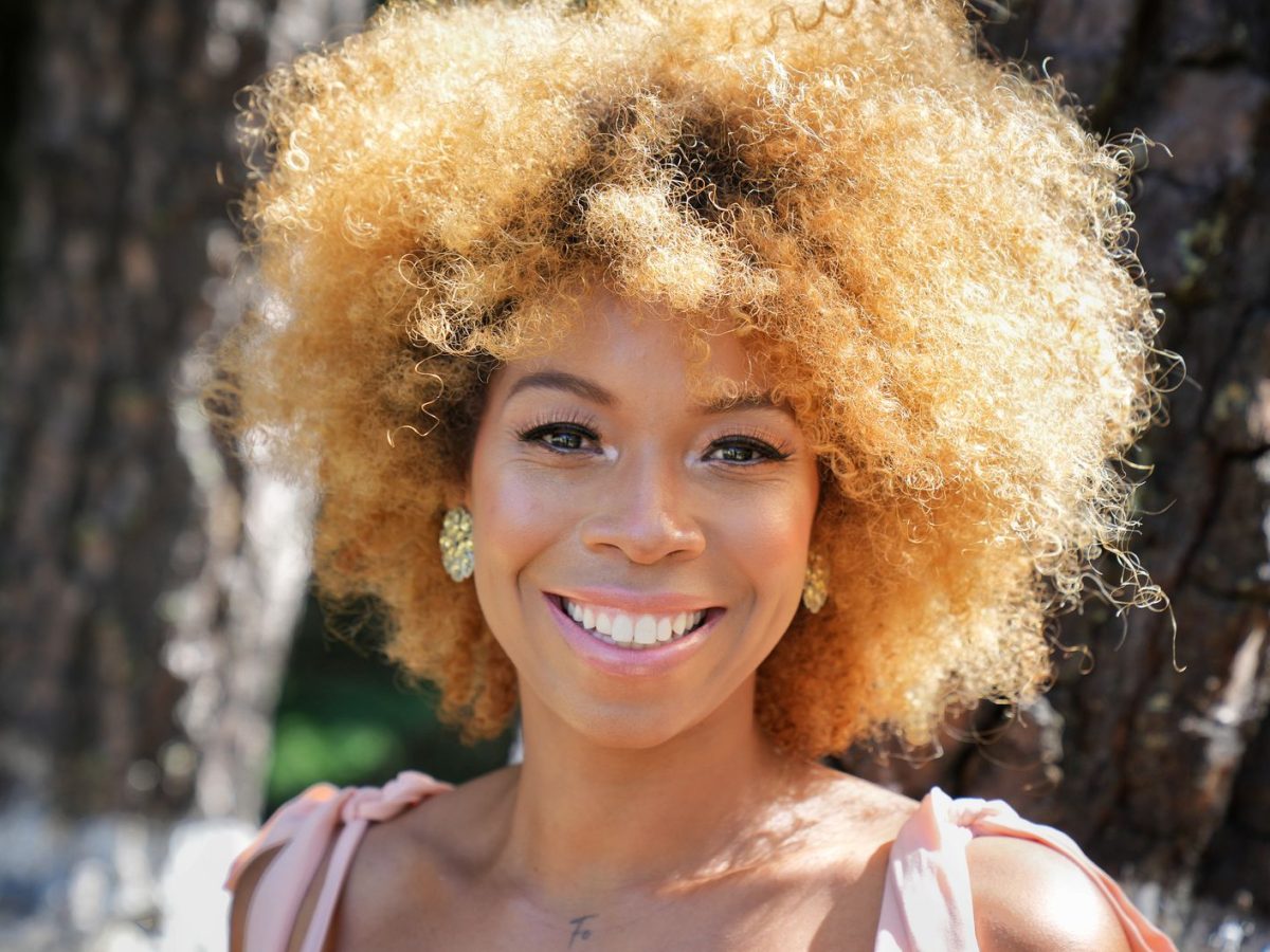 Réduire la casse des cheveux afro : stratégies incontournables