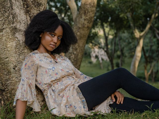 Soins naturels pour cuir chevelu afro : les secrets d&rsquo;une chevelure épanouie