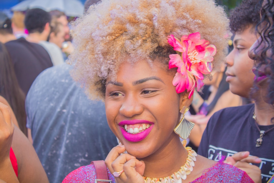 Co-wash ou shampooing doux pour puff afro : guide comparatif